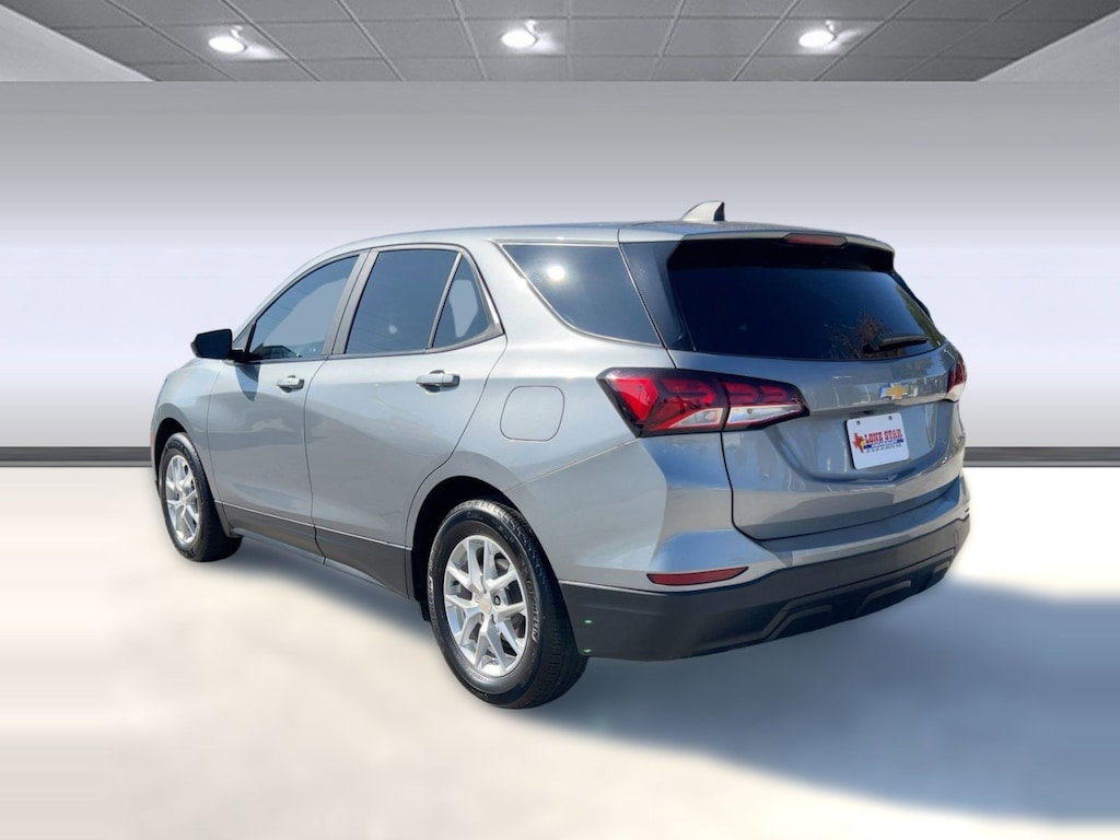 Used 2023 Chevrolet Equinox LS SUV