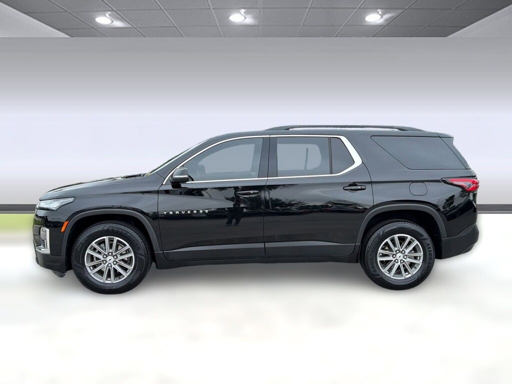 Used 2023 Chevrolet Traverse LT Leather SUV