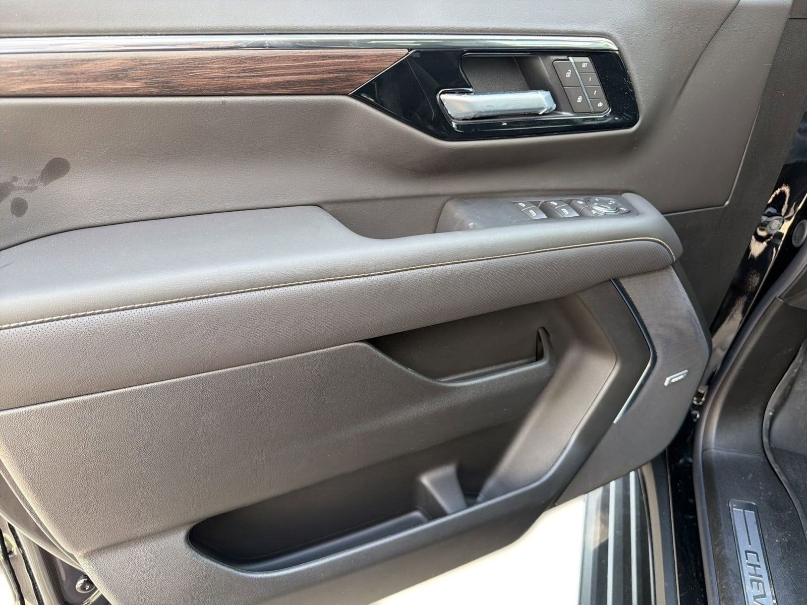 2026 Chevrolet Tahoe Premier - Photo 12