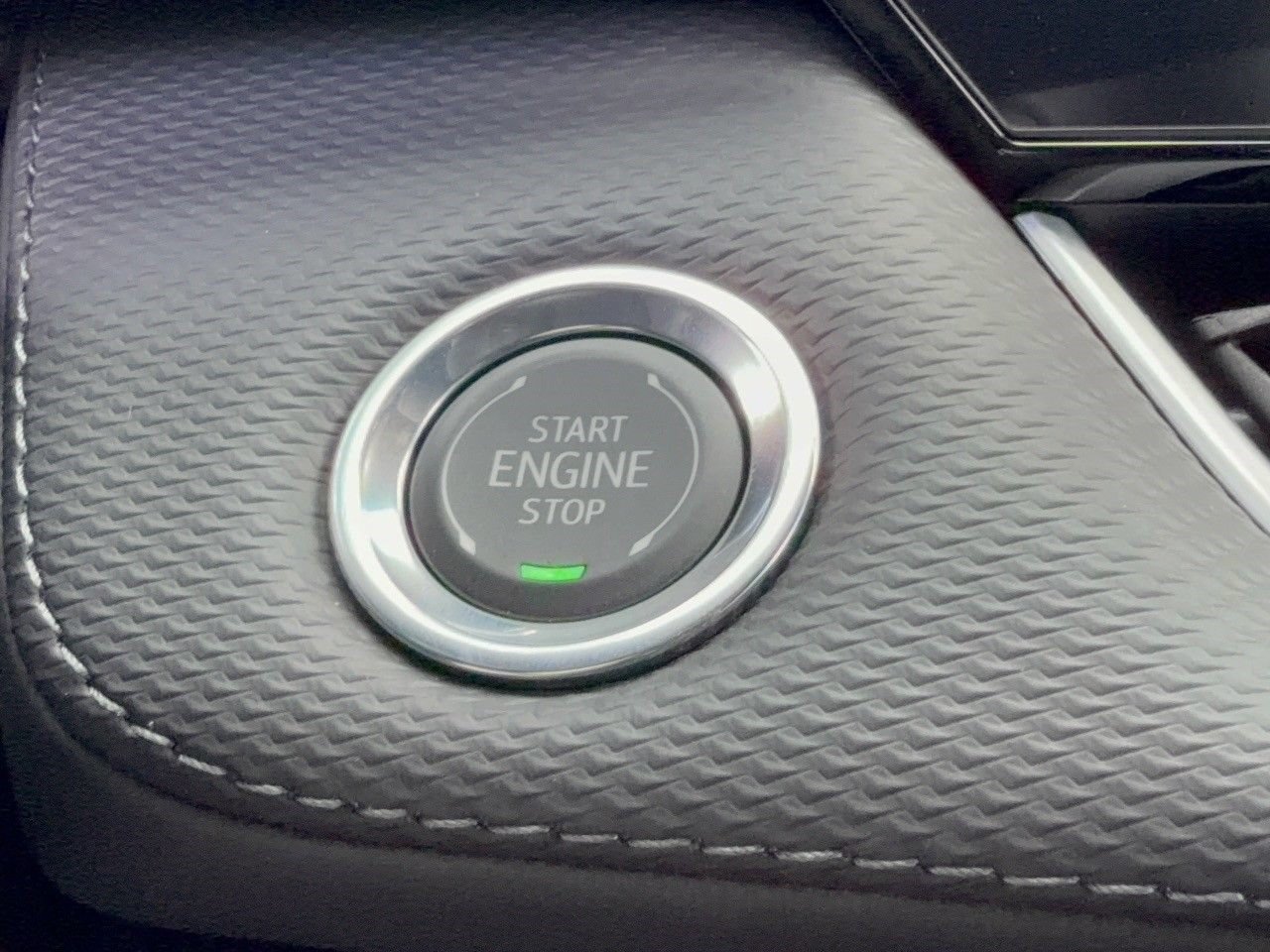 2027 Chevrolet Equinox LT - Photo 19