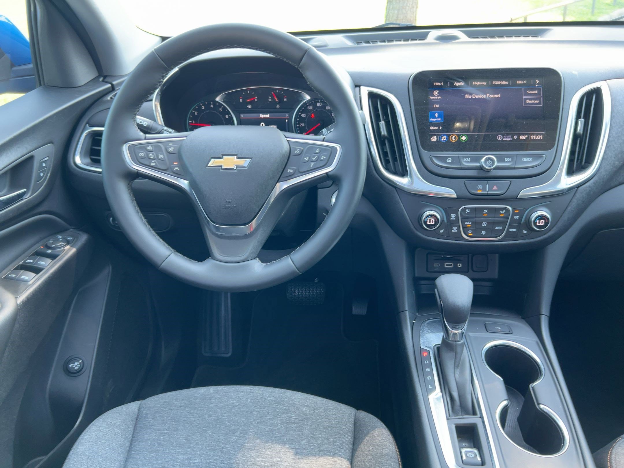 2024 Chevrolet Equinox LT photo 4