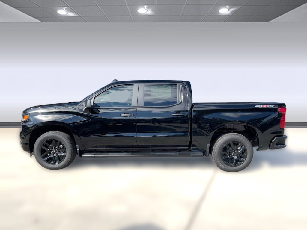New 2026 Chevrolet Silverado 1500 Custom Truck