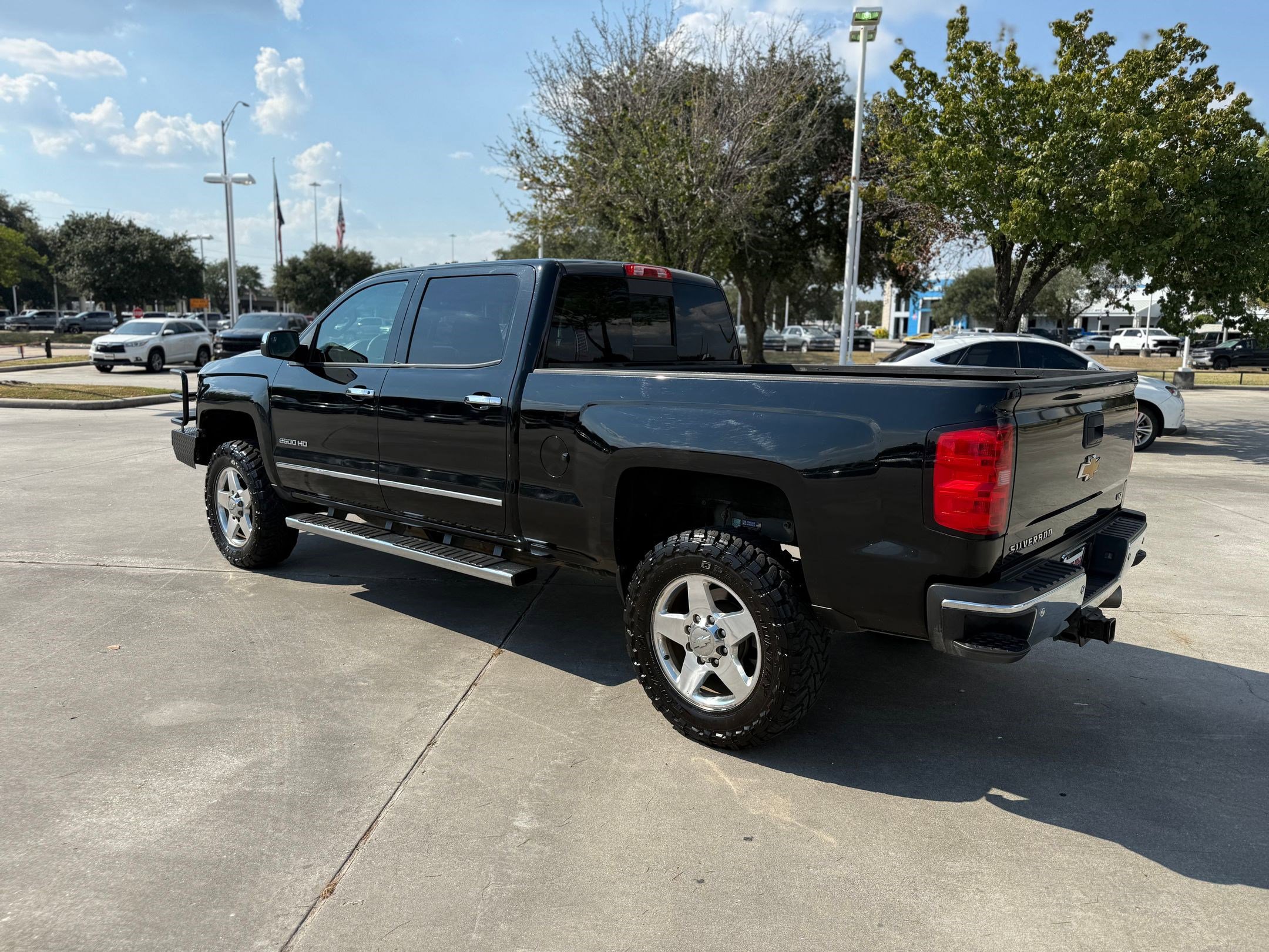 2015 Chevrolet Silverado 2500HD LTZ photo 3