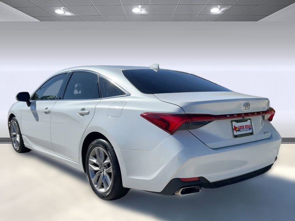 Used 2019 Toyota Avalon XLE