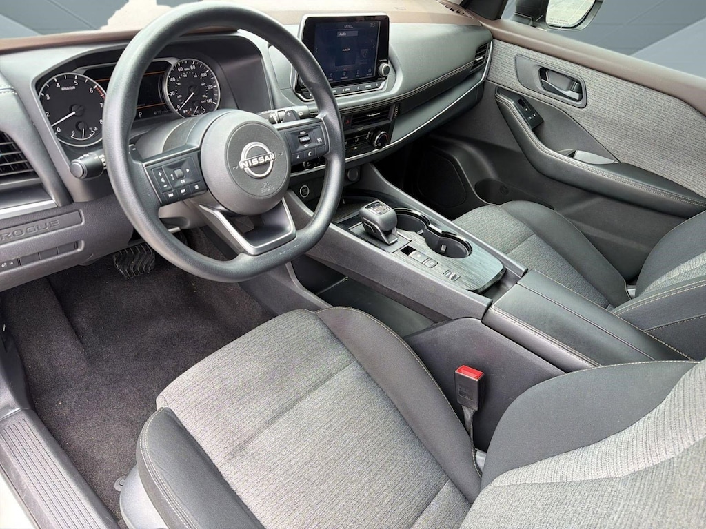 Used 2022 Nissan Rogue S FWD SUV