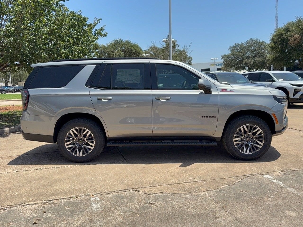 2026 Chevrolet Tahoe Z71 - Photo 8