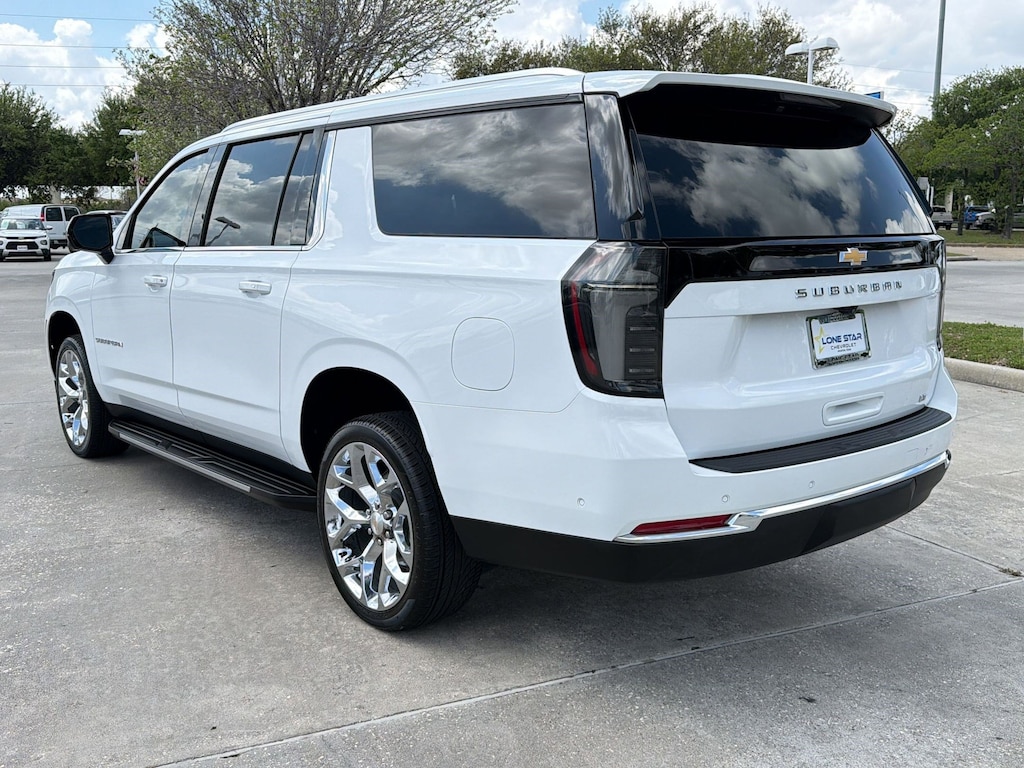 Used 2025 Chevrolet Suburban LT SUV