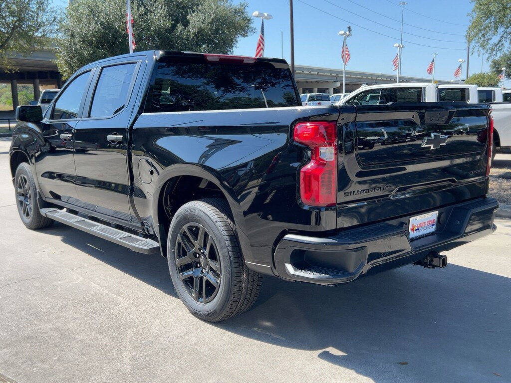 New 2026 Chevrolet Silverado 1500 Custom Truck
