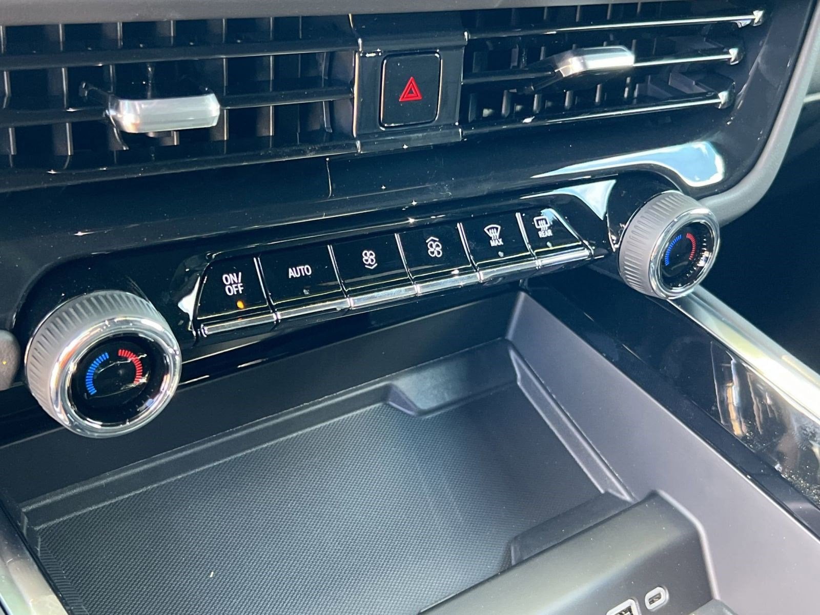 2026 Chevrolet Tahoe LS - Photo 17