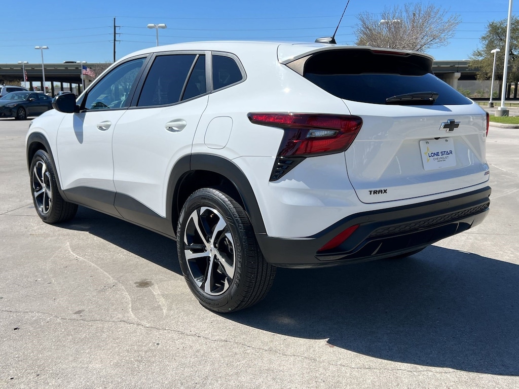 Used 2025 Chevrolet Trax 1RS SUV