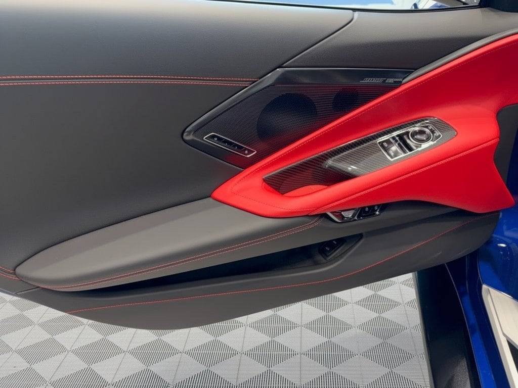 2027 Chevrolet Corvette 2LT - Photo 14