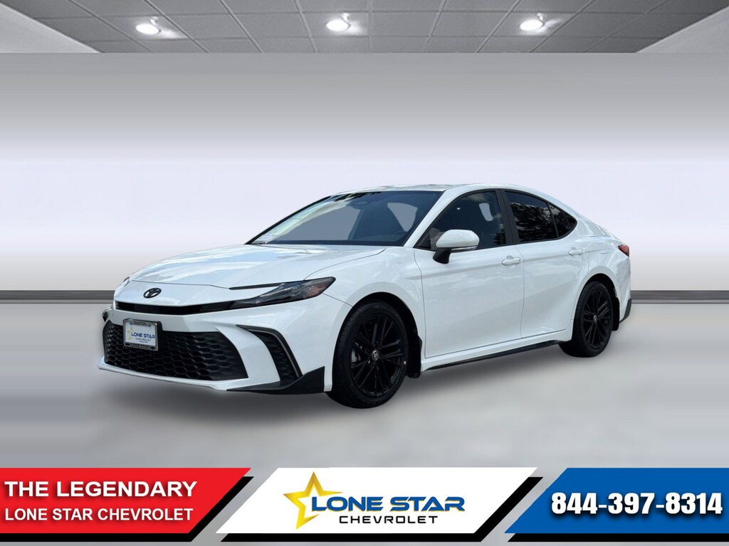 Used 2025 Toyota Camry SE Sedan