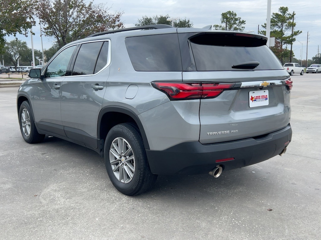 Certified 2023 Chevrolet Traverse LT Cloth SUV