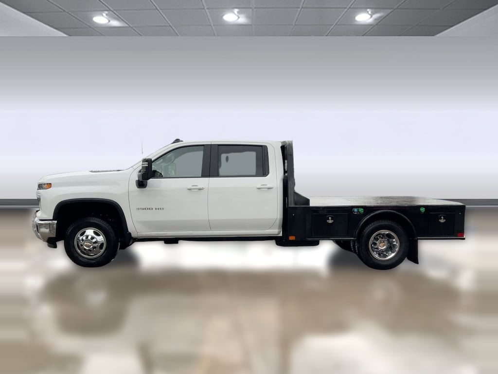 New 2026 Chevrolet Silverado 3500 HD Chassis Cab LT Truck