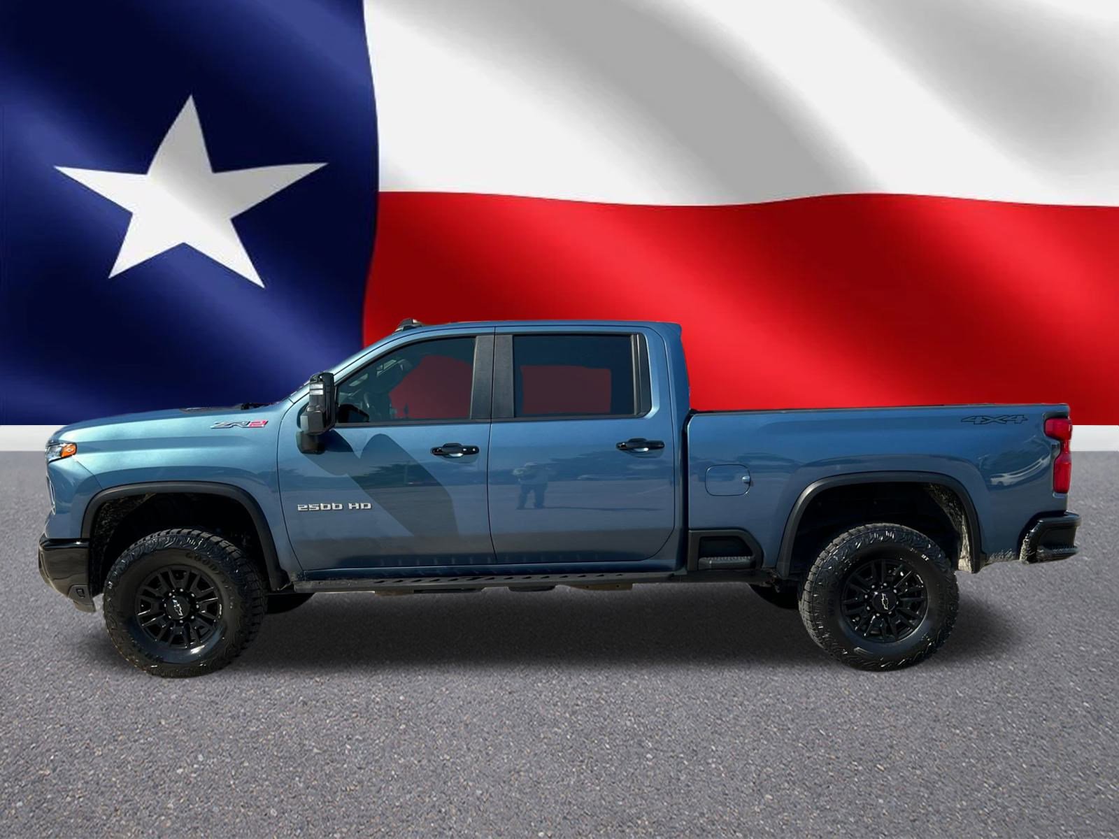 2024 Chevrolet Silverado 2500HD ZR2 photo 2