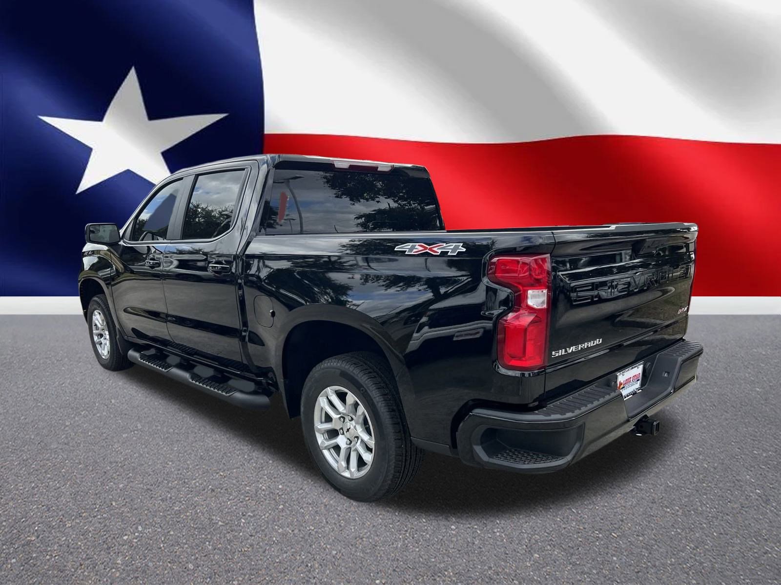 2025 Chevrolet Silverado 1500 RST photo 3
