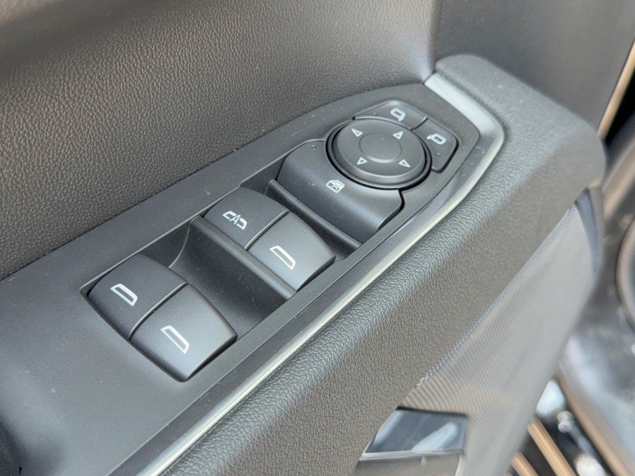 2026 Chevrolet Silverado 1500 RST - Photo 15