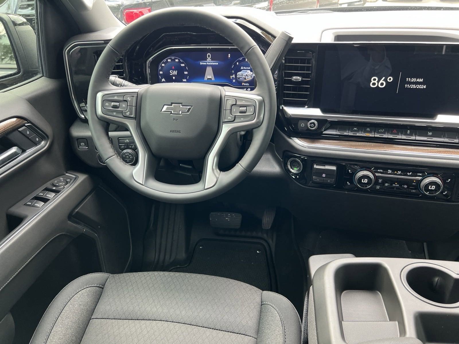 2025 Chevrolet Silverado 1500 RST photo 4