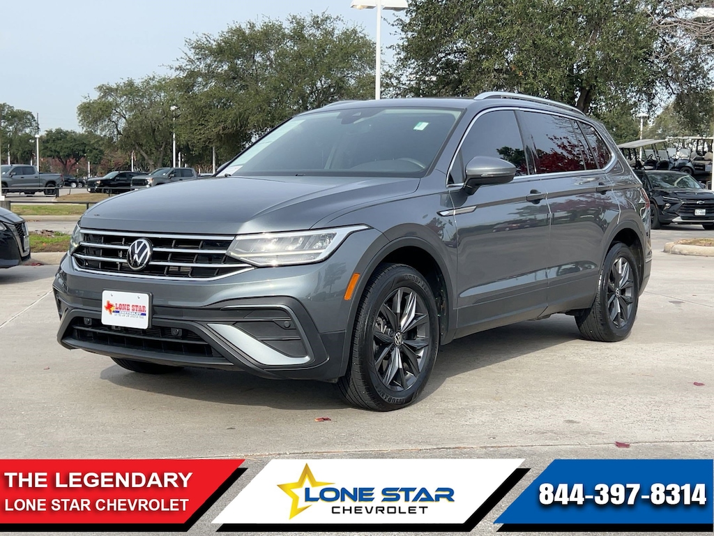 Used 2023 Volkswagen Tiguan SE