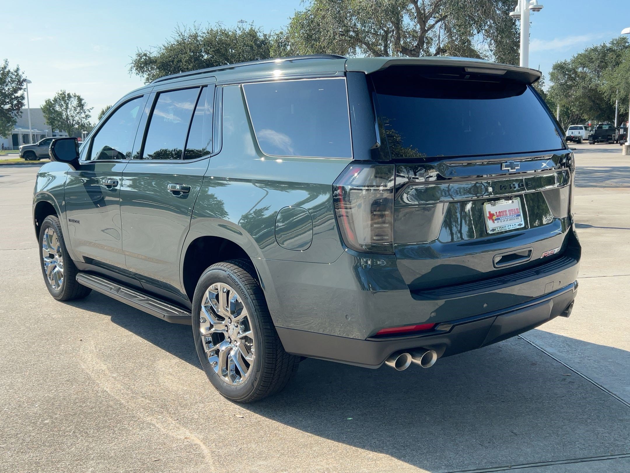 2026 Chevrolet Tahoe RST photo 2