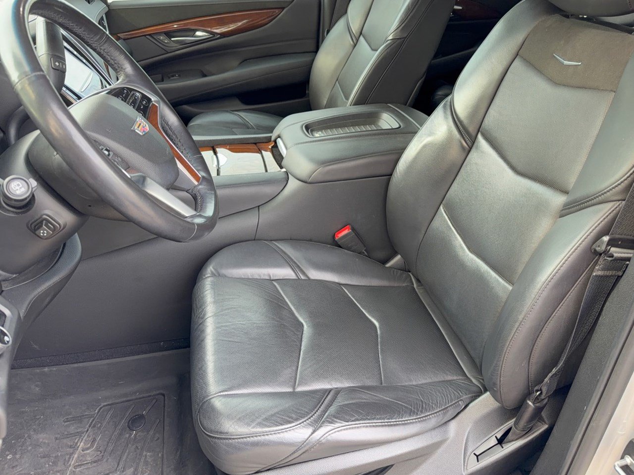 Used 2019 CADILLAC Escalade Luxury SUV
