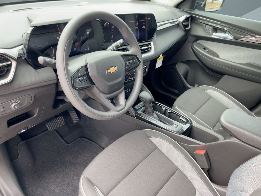 New 2026 Chevrolet Trailblazer LS SUV