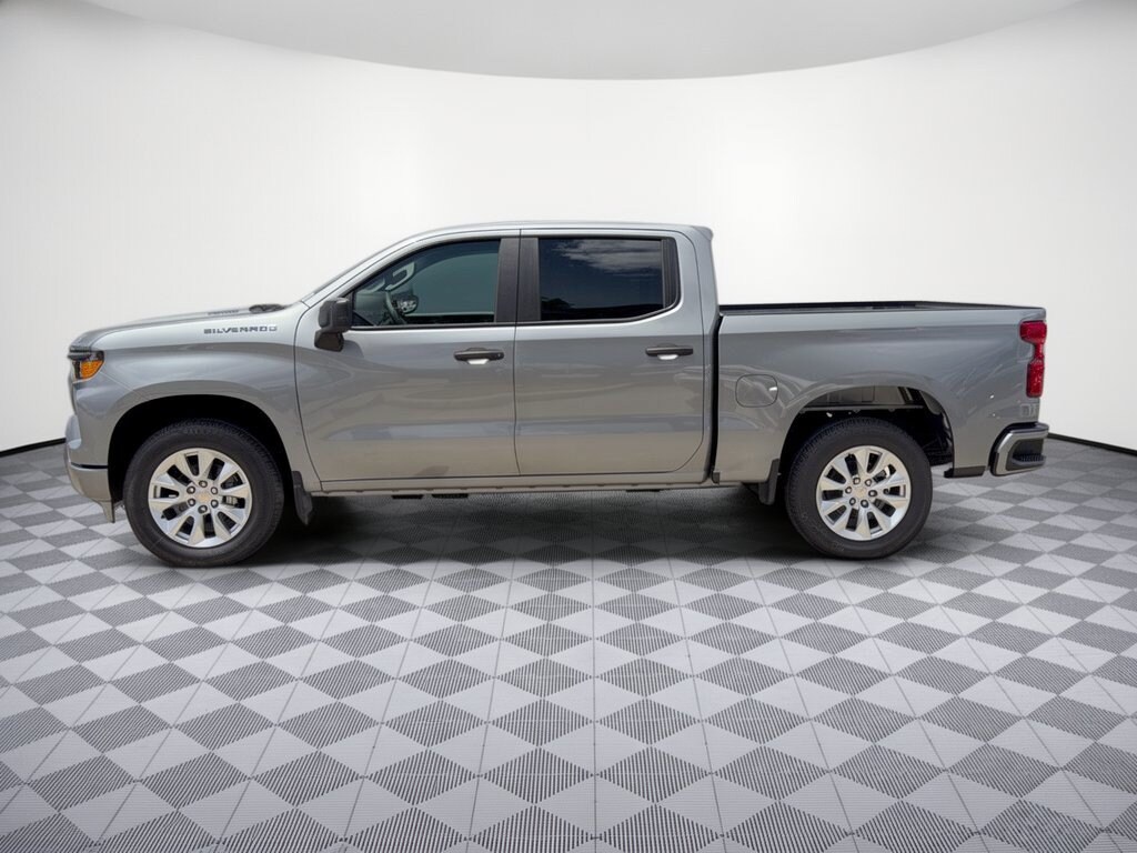 New 2026 Chevrolet Silverado 1500 Custom Truck