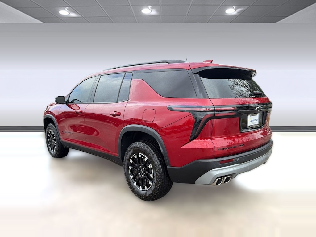 Used 2024 Chevrolet Traverse Z71 SUV