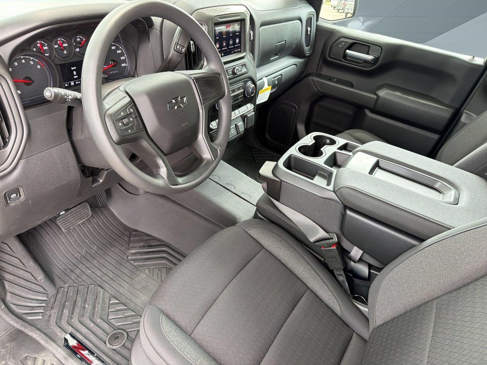 2026 Chevrolet Silverado 1500 Custom Trail Boss - Photo 4