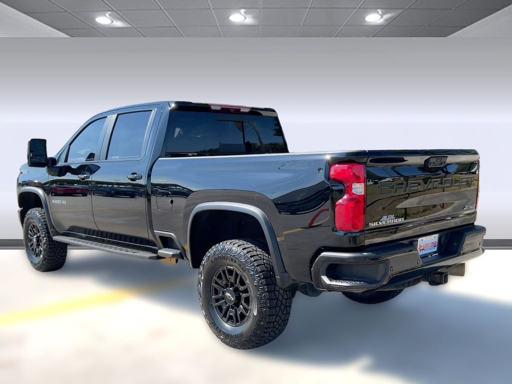 Used 2024 Chevrolet Silverado 2500 HD ZR2 Truck