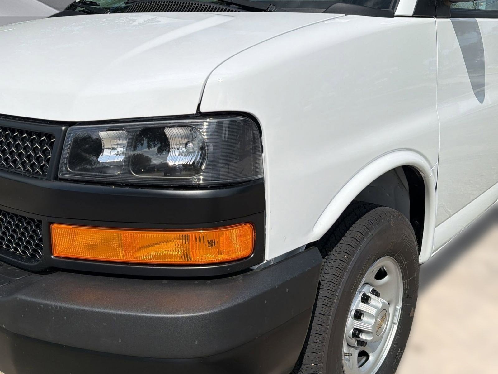 2026 Chevrolet Express Cargo Work Van - Photo 10