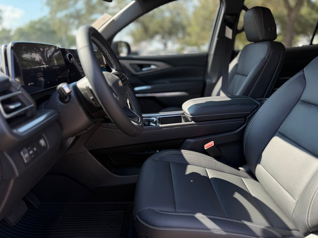 New 2026 Chevrolet Traverse LT SUV