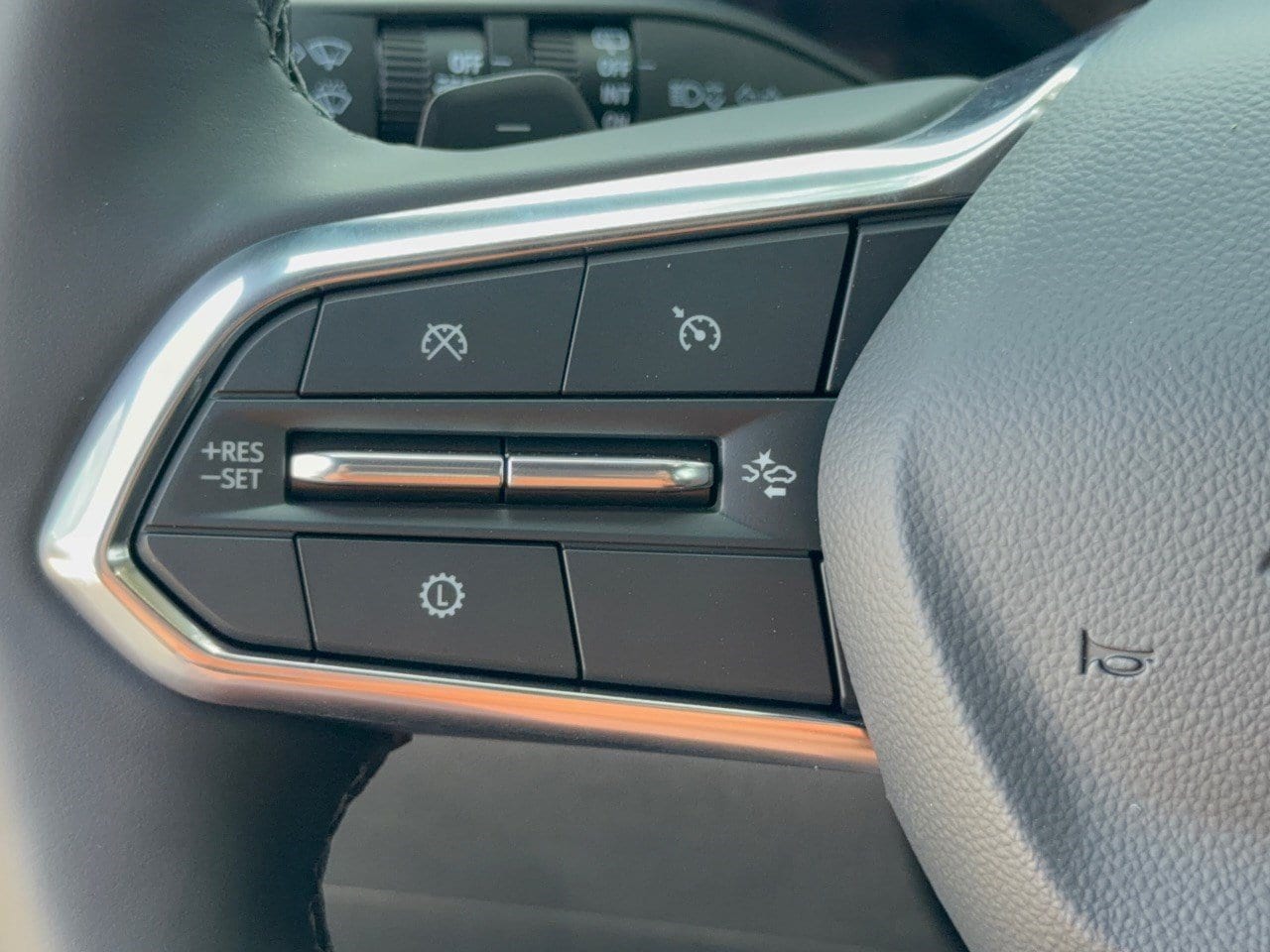 2027 Chevrolet Equinox LT - Photo 18