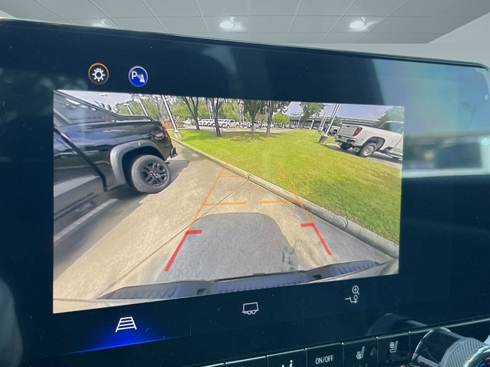 2025 Chevrolet Colorado Z71 - Photo 32