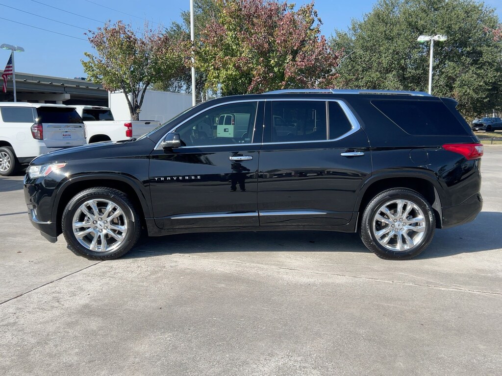 Used 2021 Chevrolet Traverse High Country SUV