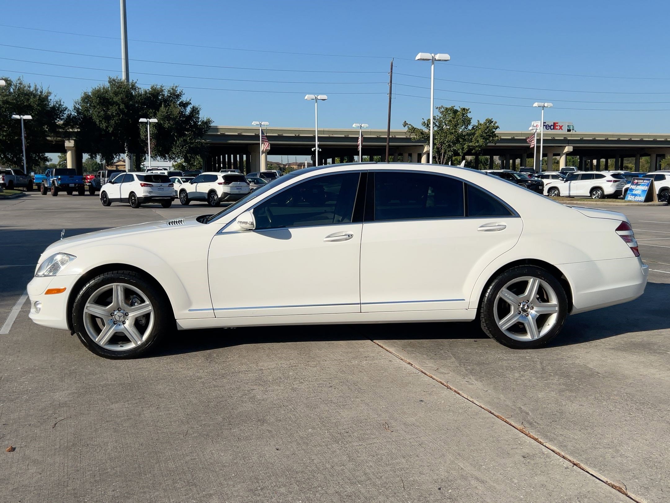 2007 Mercedes Benz S 550 photo 2