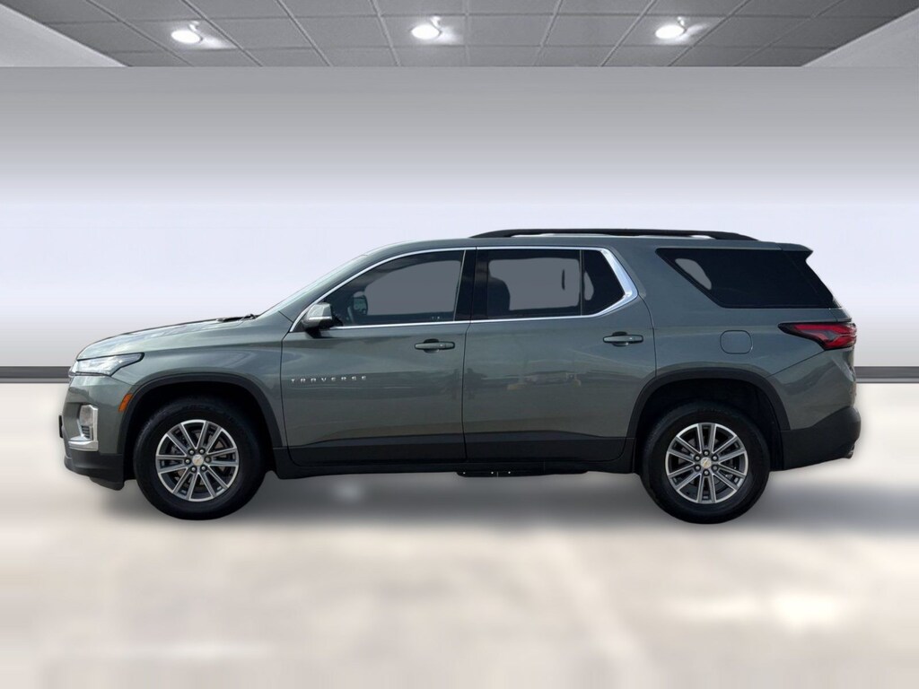 Used 2022 Chevrolet Traverse LT Cloth SUV