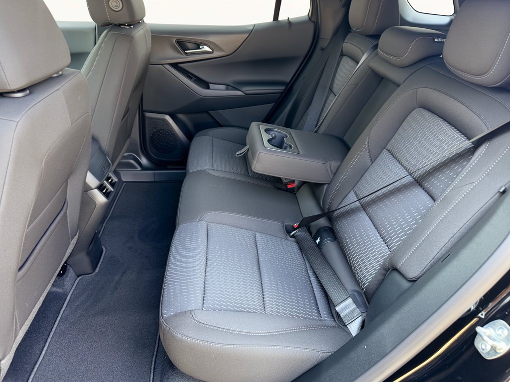 2027 Chevrolet Equinox LT - Photo 25