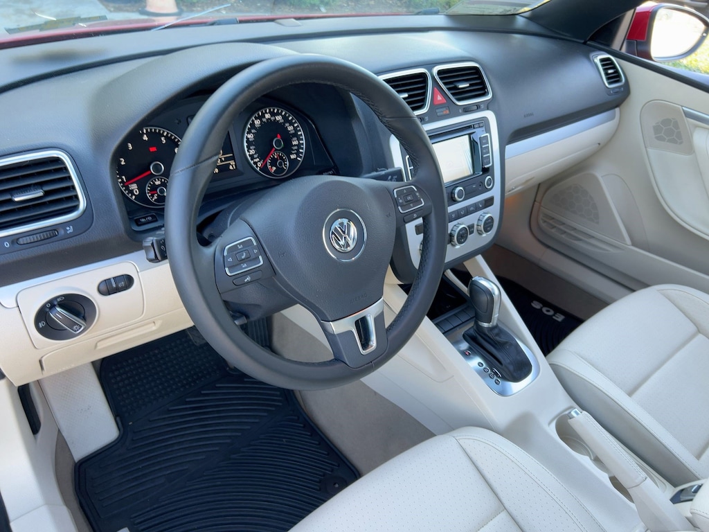 Used 2014 Volkswagen Eos Komfort