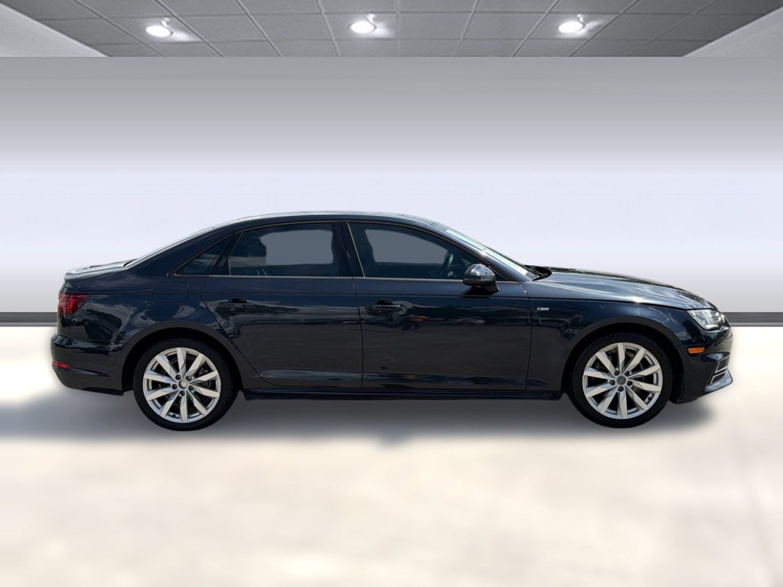 A4 2.0T Ultra Premium Sedan