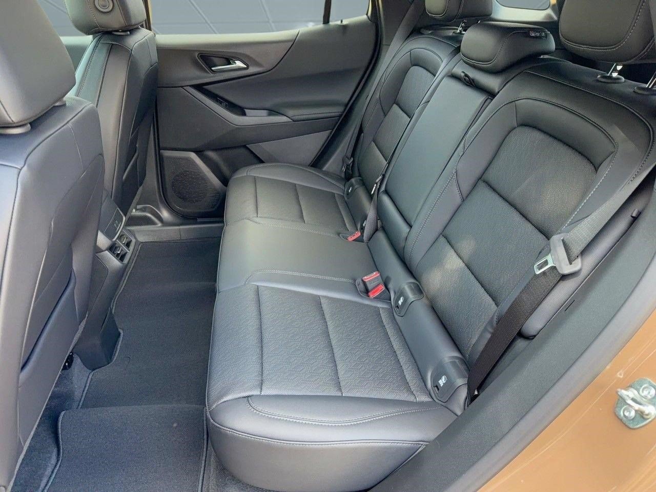 2027 Chevrolet Equinox LT - Photo 25