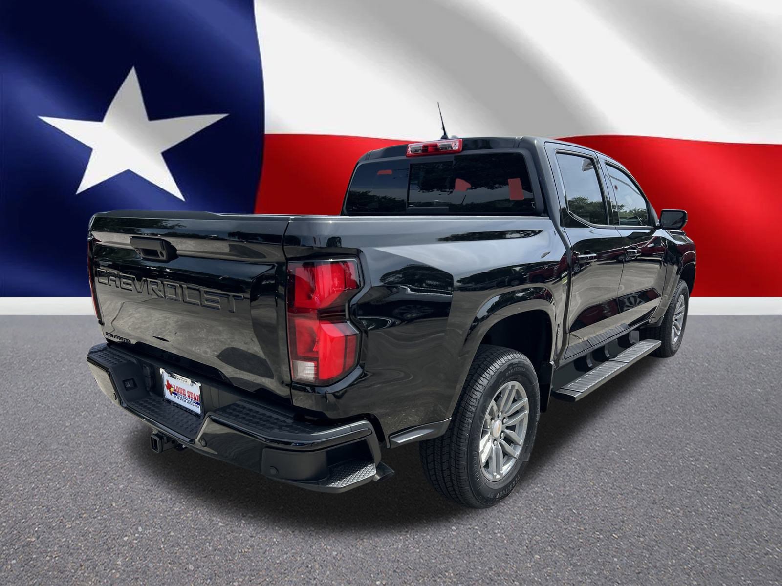 2026 Chevrolet Colorado LT photo 3