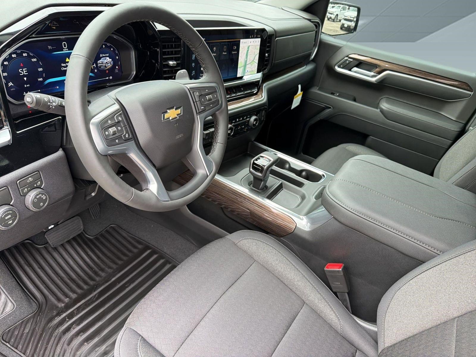 2026 Chevrolet Silverado 1500 LT - Photo 4