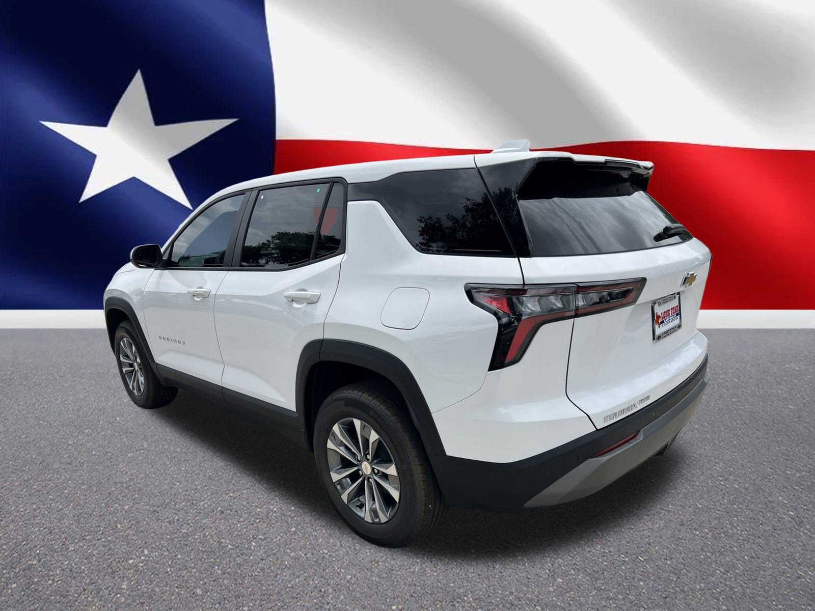 2026 Chevrolet Equinox LT photo 3