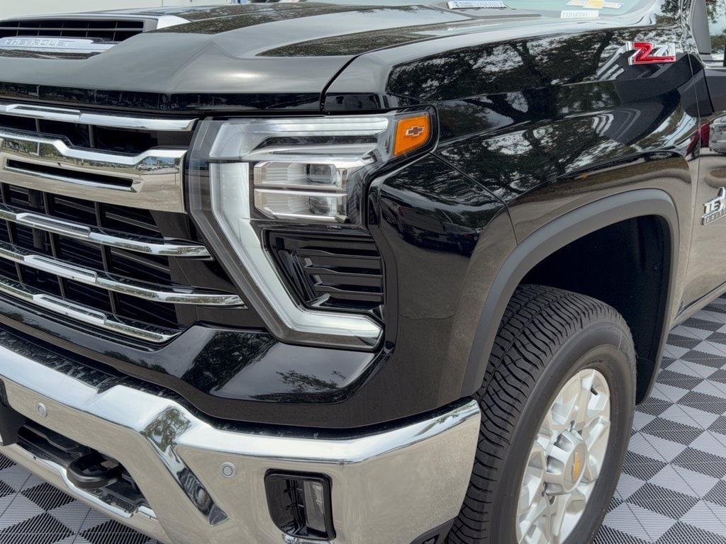 2026 Chevrolet Silverado 2500 HD LTZ - Photo 12