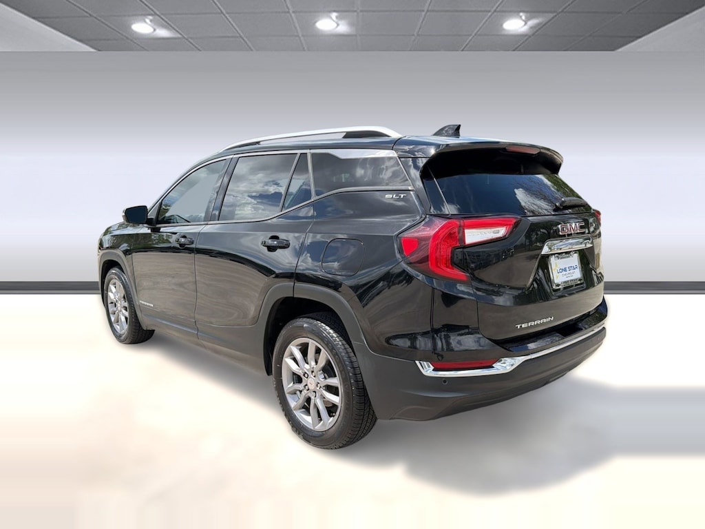 Used 2022 GMC Terrain SLT SUV