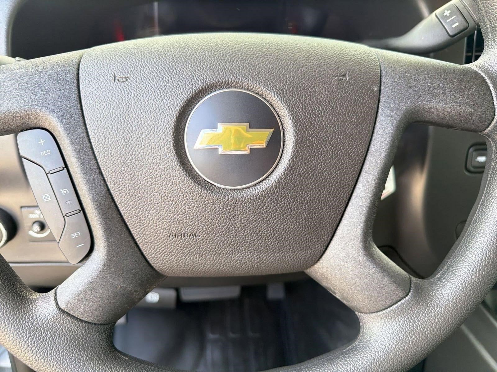 2026 Chevrolet Express Cargo Work Van - Photo 16