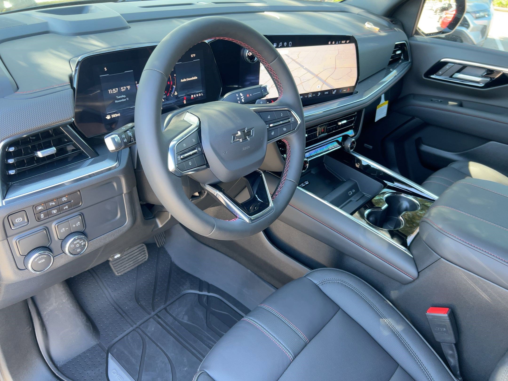 2026 Chevrolet Suburban RST photo 2