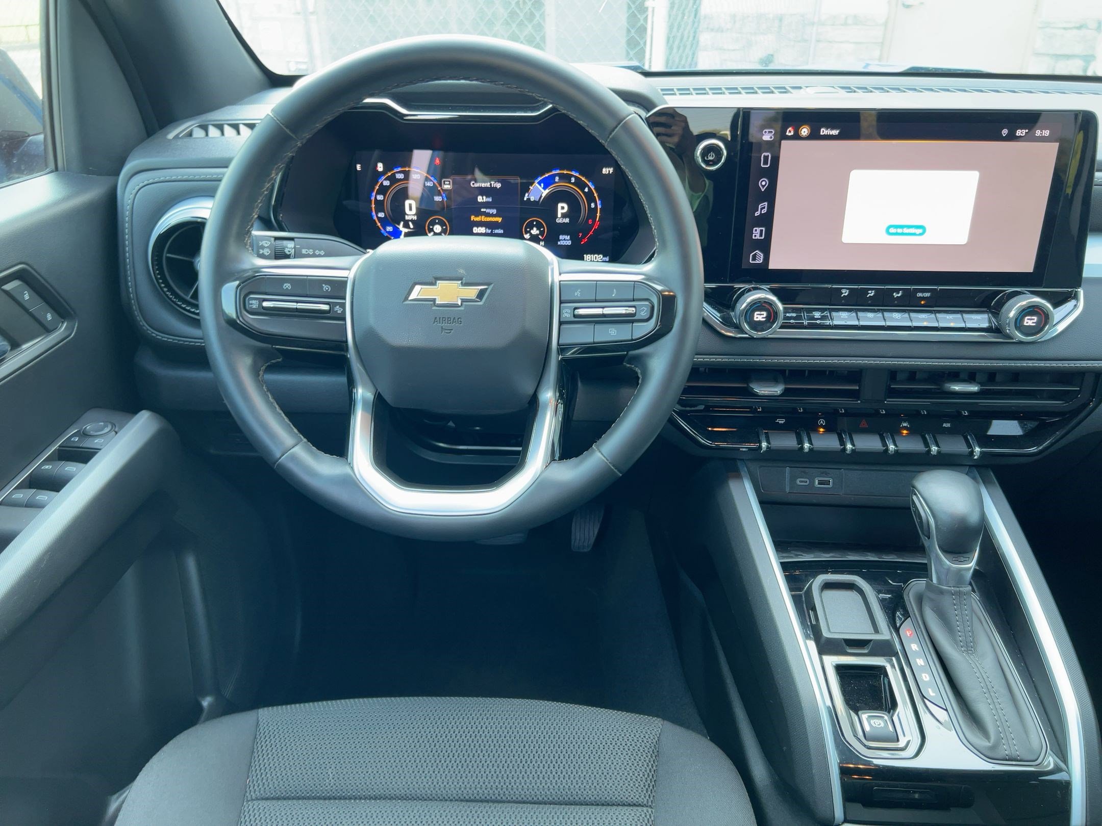 2024 Chevrolet Colorado LT photo 4