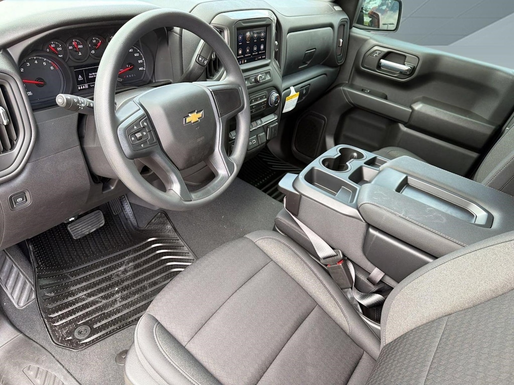 New 2026 Chevrolet Silverado 1500 Custom Truck